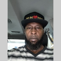 Looking for a roommate in NW Valley, SW Valley, SE Valley - Phoenix