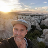 Looking for a roommate in Downtown TO, East TO, West TO, Midtown TO - Toronto