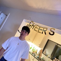 Looking for a roommate in Broward County, Miami Dade - Miami