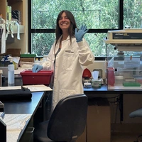 Looking for a roommate in Central SD, Coastal, East SD, Inland, North SD - San Diego