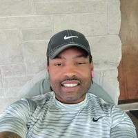 Looking for a roommate in Central Indy, North Indy, NE Indy - Indianapolis