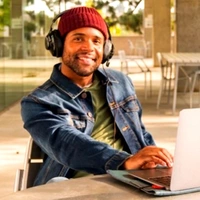 Looking for a roommate in San Fernando Valley - Los Angeles