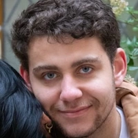 Looking for a roommate in West Van - Vancouver