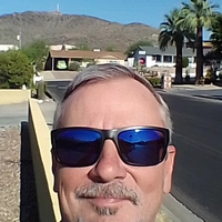 Looking for a roommate in Phoenix, NW Valley, NE Valley, SE Valley - Phoenix