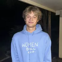 Looking for a roommate in Central Los Angeles, Westside / South Bay, The Harbor, San Fernando Valley, Southeast, San Gabriel Valley, Ventura, Inland Empire - Los Angeles
