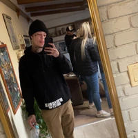 Looking for a roommate in Forth Worth - Dallas