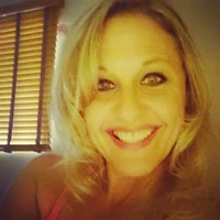 Looking for a roommate in South SD - San Diego
