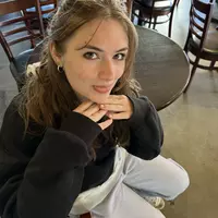 Looking for a roommate in San Fernando Valley - Los Angeles