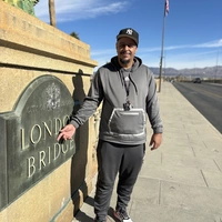 Looking for a roommate in SE Valley - Phoenix