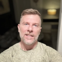 Looking for a roommate in Broward County - Miami