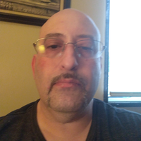 Looking for a roommate in South Shore - Boston