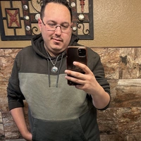 Looking for a roommate in Phoenix, NW Valley, SW Valley, SE Valley - Phoenix
