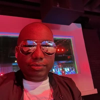 Looking for a roommate in Central Charlotte, North Charlotte - Charlotte