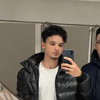 Looking for a roommate in Downtown Van, Burnaby / New West, Surrey - Vancouver