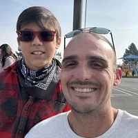 Looking for a roommate in Orange County - Los Angeles