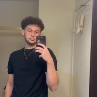 Looking for a roommate in Phoenix, NE Valley - Phoenix