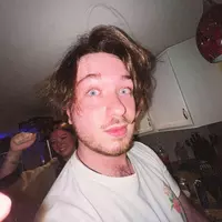 Looking for a roommate in Manhattan, Brooklyn - New York