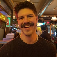 Looking for a roommate in Downtown TO, York Region, West TO, Midtown TO - Toronto