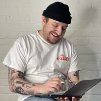 Looking for a roommate in West TO - Toronto