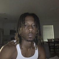 Looking for a roommate in Nw Dallas, Se Dallas - Dallas