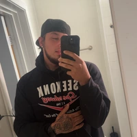 Looking for a roommate in South Shore - Boston