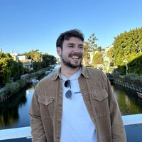 Looking for a roommate in Coastal, North SD - San Diego