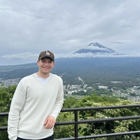 Looking for a roommate in Central SD, Coastal, East SD, North SD - San Diego