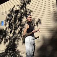 Looking for a roommate in Manhattan, Brooklyn, Queens - New York