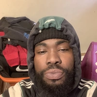 Looking for a roommate in Central Los Angeles, Westside / South Bay, The Harbor, San Fernando Valley, Orange County - Los Angeles