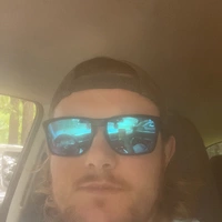 Looking for a roommate in Central Raleigh, Durham, Outer Triangle, South Raleigh - Raleigh