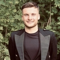 Looking for a roommate in Downtown TO, York Region, Durham Region, Mississauga, Brampton Caledon, Southern Ontario, North York, Etobicoke, Scarborough, East TO, West TO, Midtown TO - Toronto
