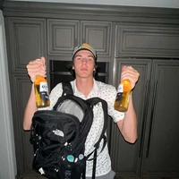 Looking for a roommate in Central Tampa, North Tampa, South Tampa, West Tampa, East Tampa - Tampa