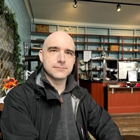Looking for a roommate in Downtown TO, Mississauga, Etobicoke, West TO - Toronto