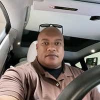 Looking for a roommate in Phoenix, NW Valley, SW Valley, NE Valley, SE Valley - Phoenix