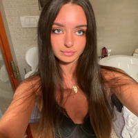 Looking for a roommate in Coastal - San Diego