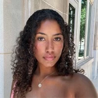 Looking for a roommate in Central Los Angeles, Westside / South Bay, The Harbor, San Fernando Valley, Southeast, The Verdugos, Orange County, San Gabriel Valley, Ventura, Inland Empire - Los Angeles