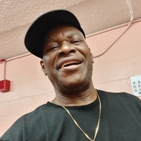 Looking for a roommate in Manhattan, Queens, The Bronx - New York