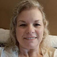 Looking for a roommate in Orange County - Los Angeles