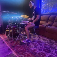 Looking for a roommate in Broward County, Palm Beach County - Miami