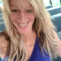 Looking for a roommate in Chicago Burbs - Chicago