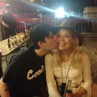 Looking for a roommate in Phoenix, SE Valley - Phoenix