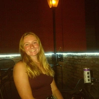 Looking for a roommate in Suburbs - Minneapolis