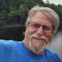 Looking for a roommate in North Charlotte - Charlotte