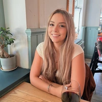 Looking for a roommate in North Side - Chicago