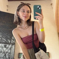 Looking for a roommate in NW Calgary - Calgary