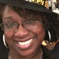 Looking for a roommate in Chicago Burbs - Chicago