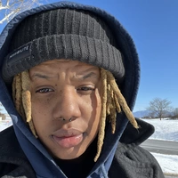 Looking for a roommate in Central Los Angeles, Westside / South Bay, The Harbor, San Fernando Valley, Southeast, The Verdugos, Orange County, San Gabriel Valley, Ventura, Inland Empire - Los Angeles