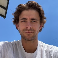 Looking for a roommate in Central SD, Coastal, East SD, Inland, North SD - San Diego