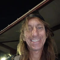 Looking for a roommate in SE Valley - Phoenix