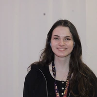 Looking for a roommate in South Van, West Van - Vancouver